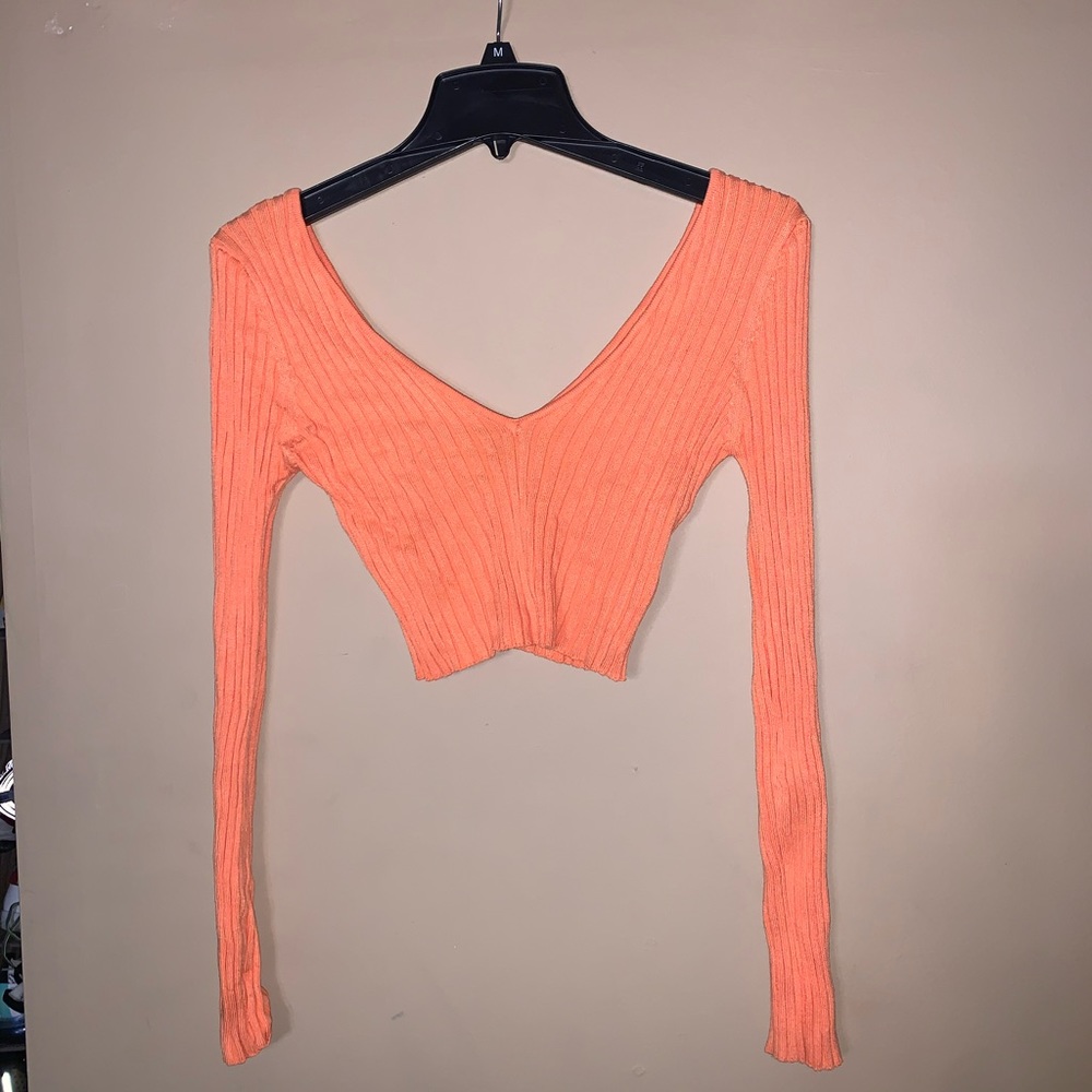 ORANGE CROP TOP